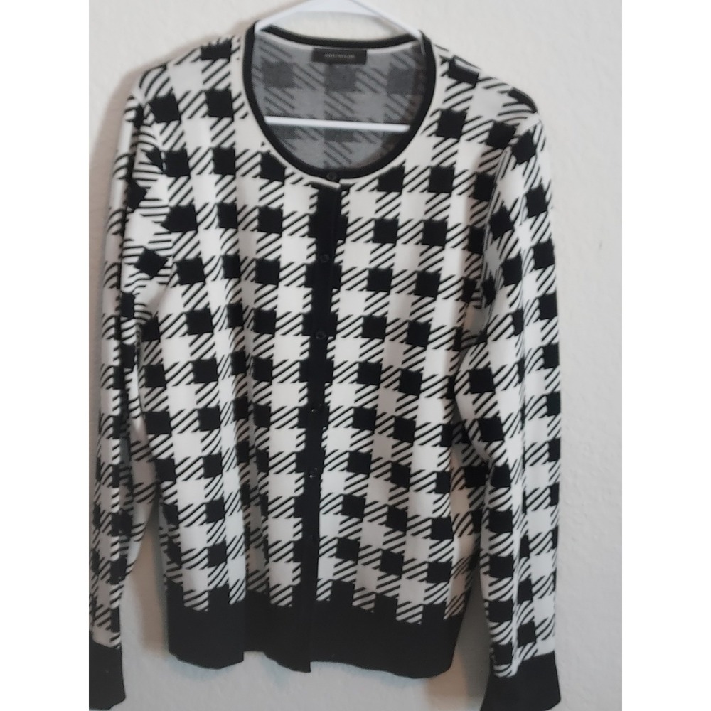 Anne Taylor Button up sweater, black and white geometric design